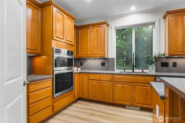 23436 Guinness Pl NW, Poulsbo, WA 98370