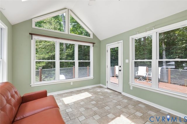 5215 Lippingham Ln, Chester, VA 23831