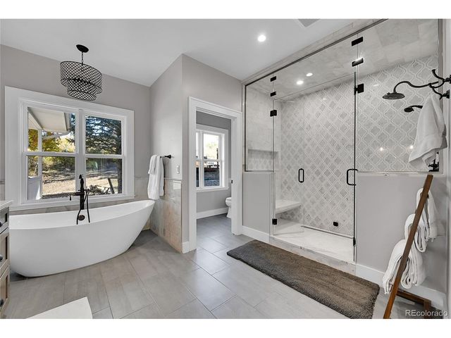 810 N Perry Park Rd, Sedalia, CO 80135