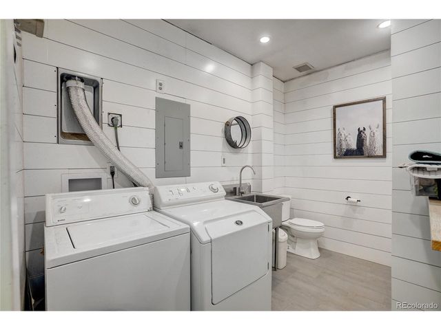 810 N Perry Park Rd, Sedalia, CO 80135