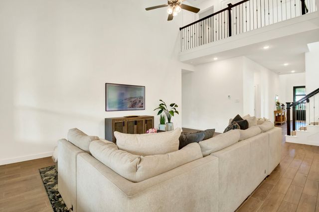 325 Great Hills Drive, Montgomery, TX 77316