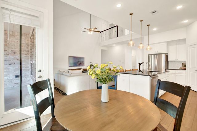 325 Great Hills Drive, Montgomery, TX 77316