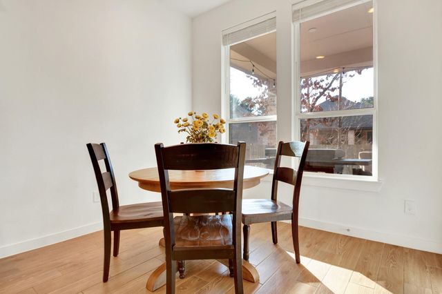 325 Great Hills Drive, Montgomery, TX 77316