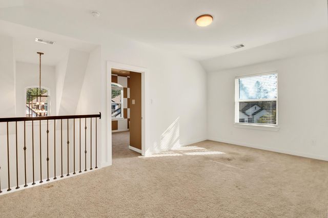 325 Great Hills Drive, Montgomery, TX 77316