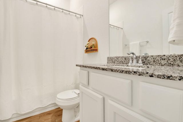 325 Great Hills Drive, Montgomery, TX 77316