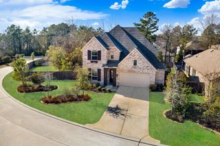 325 Great Hills Drive, Montgomery, TX 77316