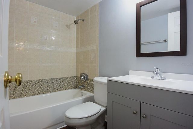 8235 DONALDSON DRIVE, Tampa, FL 33615