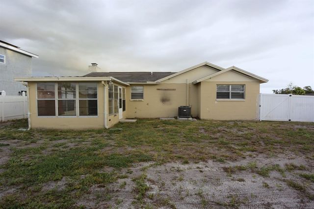 8235 DONALDSON DRIVE, Tampa, FL 33615