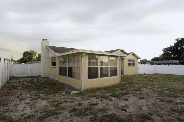 8235 DONALDSON DRIVE, Tampa, FL 33615
