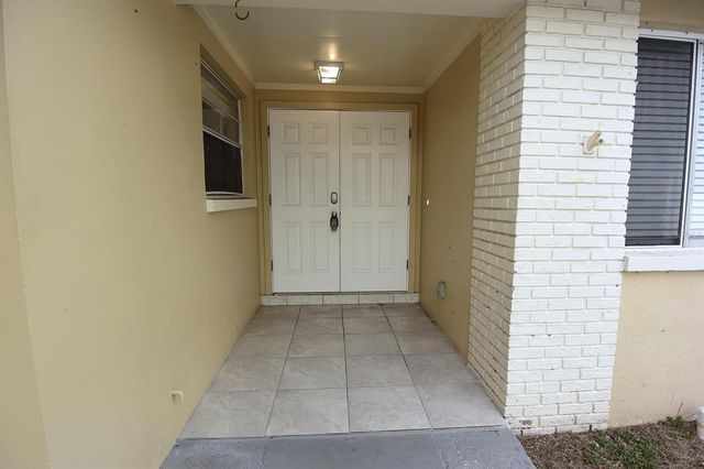 8235 DONALDSON DRIVE, Tampa, FL 33615