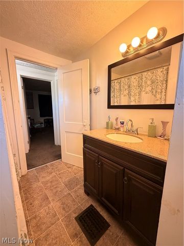 1150 Forest Avenue, Alliance, OH 44601