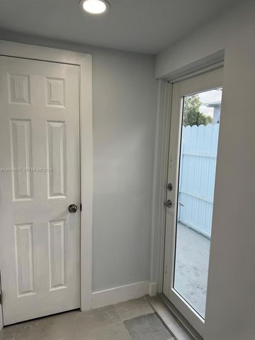 1220 NW 102nd Street 1220, Miami, FL 33147