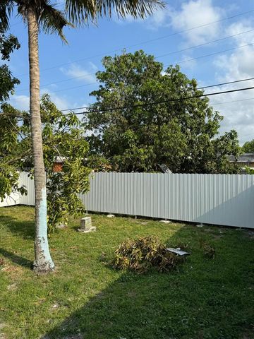 1220 NW 102nd Street 1220, Miami, FL 33147