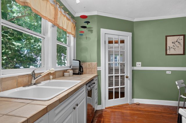 106 Harnden Ave 106, Watertown, MA 02472