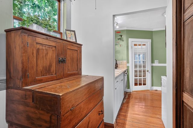 106 Harnden Ave 106, Watertown, MA 02472