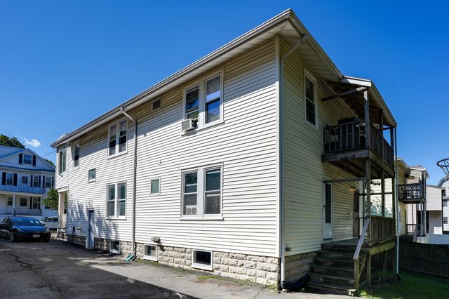 106 Harnden Ave 106, Watertown, MA 02472