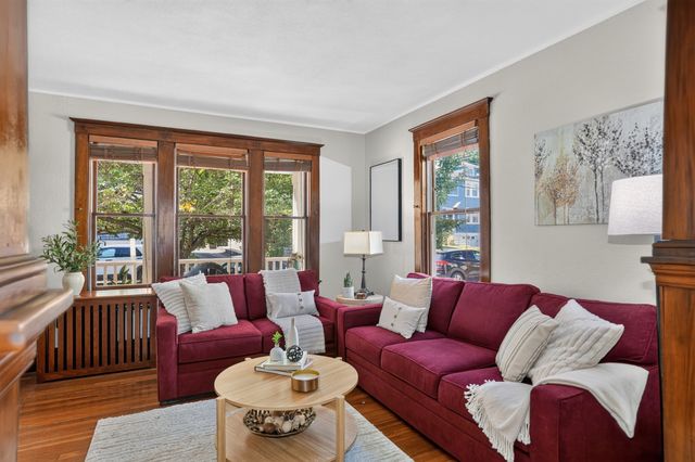 106 Harnden Ave 106, Watertown, MA 02472