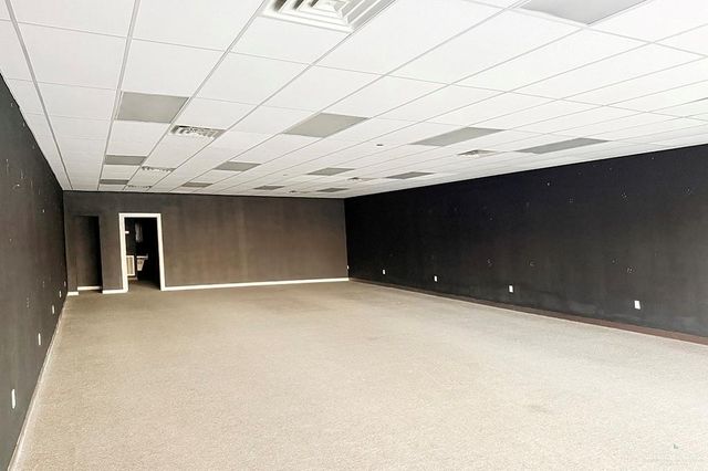 4815 N 10th Street 200, Mcallen, TX 78504