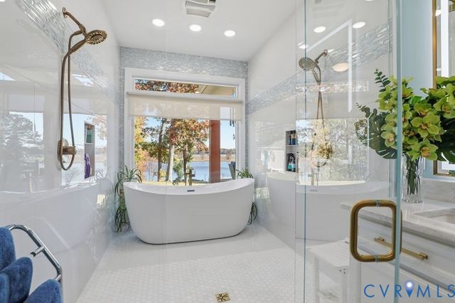 20344 Highbank Ln, Charles City, VA 23030