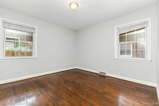 4391 Bishop Street, Detroit, MI 48224