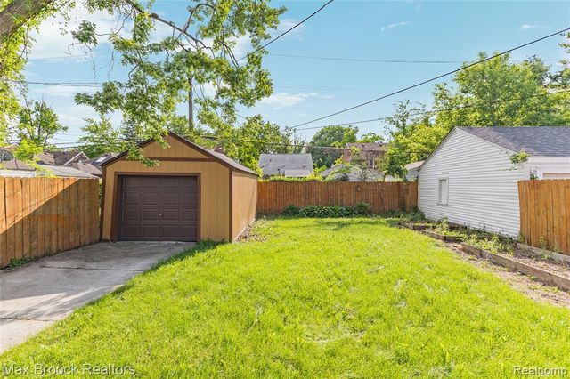 4391 Bishop Street, Detroit, MI 48224