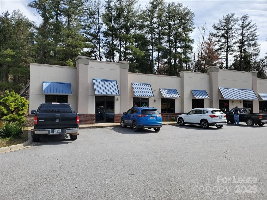 15 Possum Trot Road Unit 1, Asheville, NC 28806