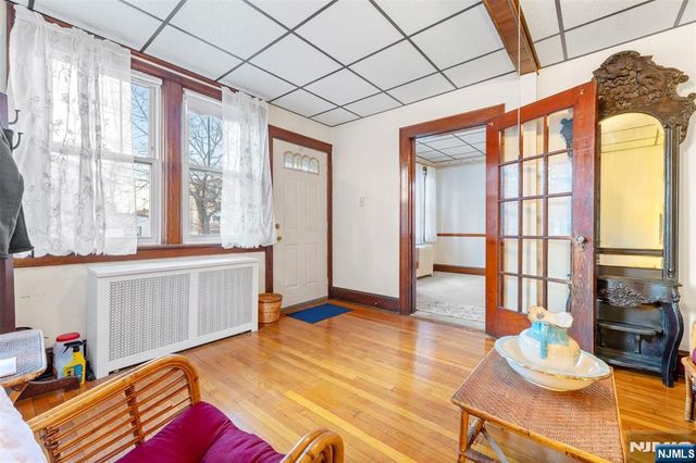 840 Roosevelt Avenue, Secaucus, NJ 07094