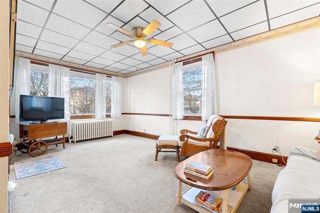 840 Roosevelt Avenue, Secaucus, NJ 07094