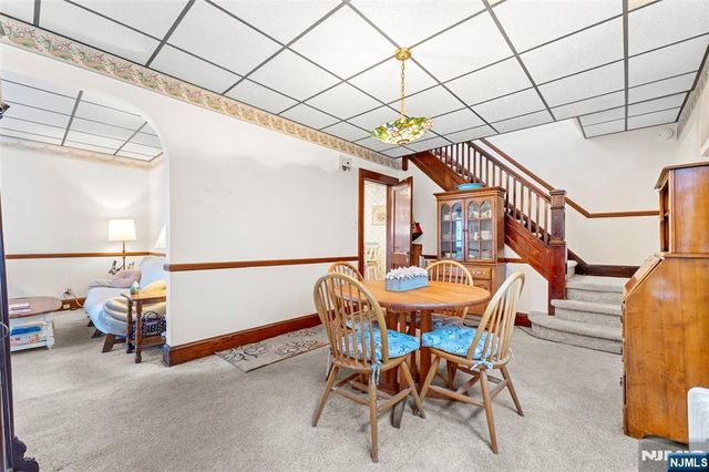 840 Roosevelt Avenue, Secaucus, NJ 07094