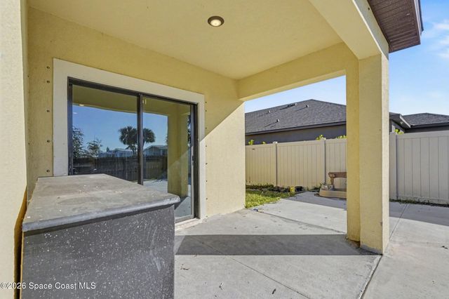 7539 Tourmaline Drive, Grant, FL 32949