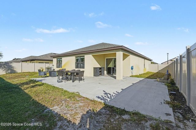 7539 Tourmaline Drive, Grant, FL 32949