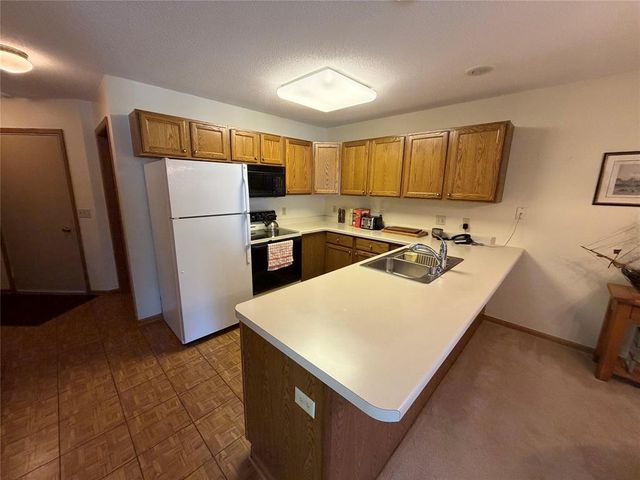 3137 Craig Road, Eau Claire, WI 54701