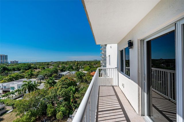 280 SW 20th Rd 902, Miami, FL 33129