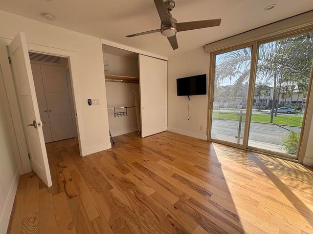 455 Orange Ave. C, Coronado, CA 92118
