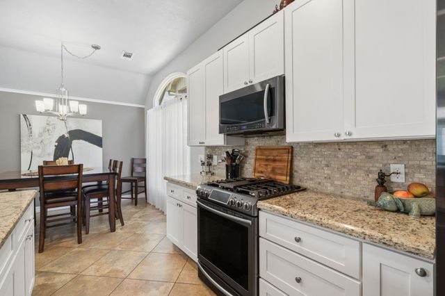 103 Cove Place, Conroe, TX 77356