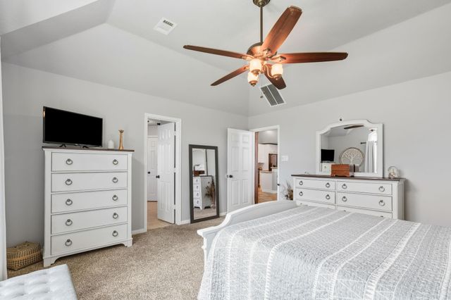 103 Cove Place, Conroe, TX 77356