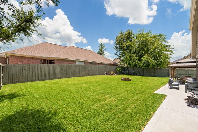 103 Cove Place, Conroe, TX 77356