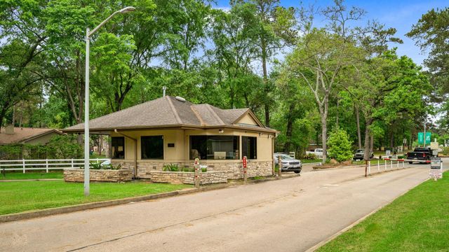 103 Cove Place, Conroe, TX 77356