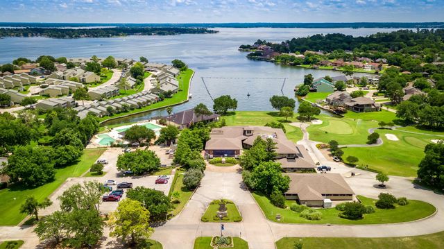 103 Cove Place, Conroe, TX 77356