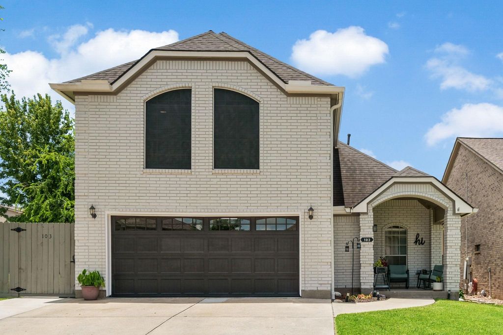 103 Cove Place, Conroe, TX 77356