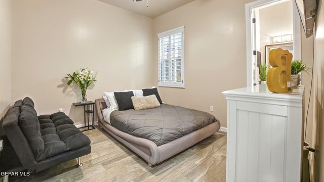 12297 Clifton Hill Road, El Paso, TX 79928