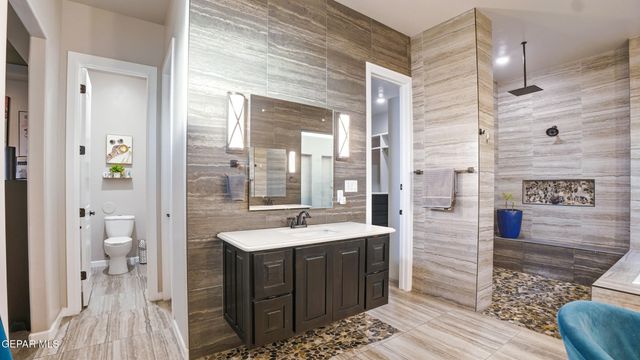 12297 Clifton Hill Road, El Paso, TX 79928