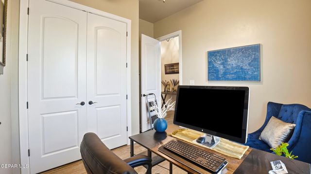 12297 Clifton Hill Road, El Paso, TX 79928