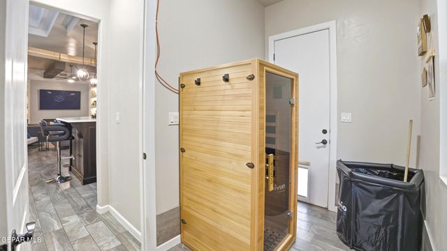 12297 Clifton Hill Road, El Paso, TX 79928