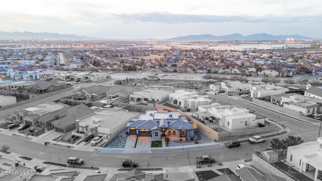 12297 Clifton Hill Road, El Paso, TX 79928