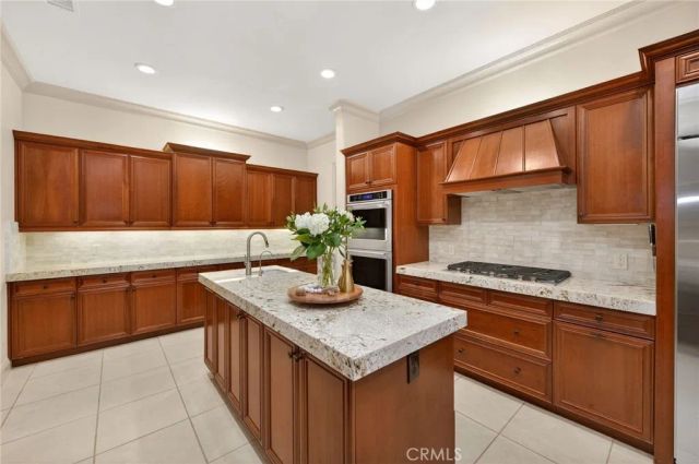 3350 E Via Montiano, Clovis, CA 93619