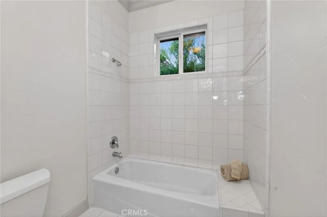 3350 E Via Montiano, Clovis, CA 93619