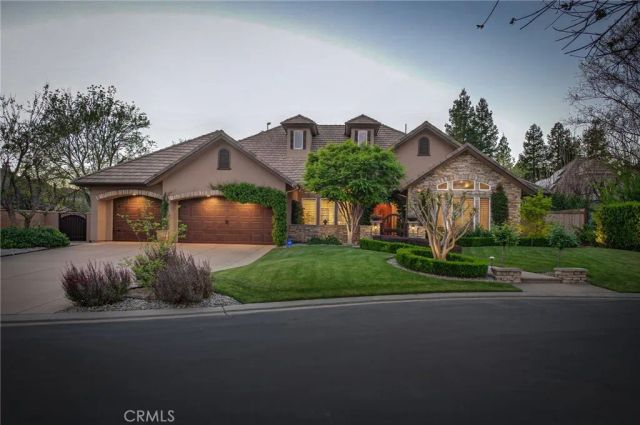 3350 E Via Montiano, Clovis, CA 93619