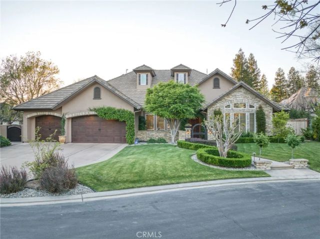 3350 E Via Montiano, Clovis, CA 93619
