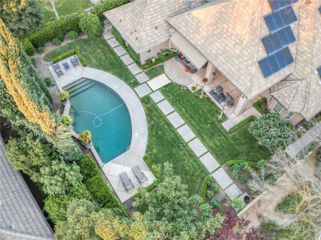 3350 E Via Montiano, Clovis, CA 93619